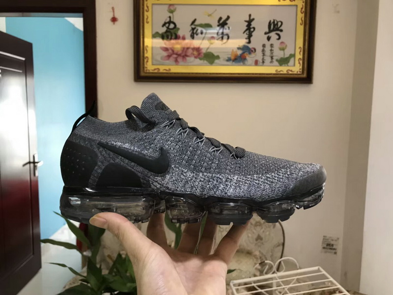 Authentic Nike Air VaporMax Flyknit 2 “black”